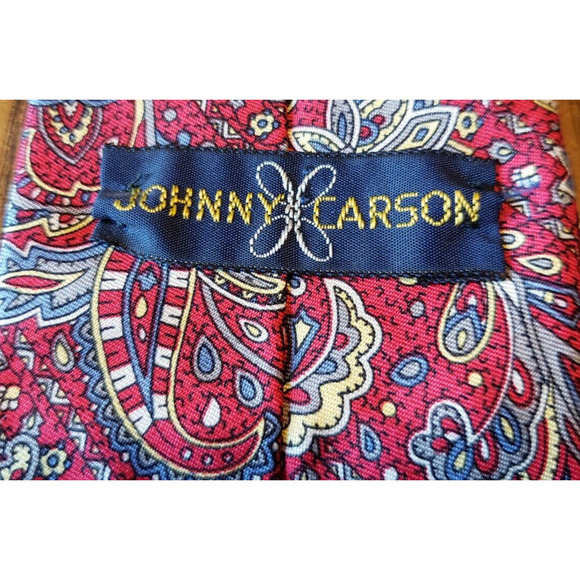 Johnny Carson Paisley Red and Blue Mens Vintage Necktie Tie - Picture 3 of 4